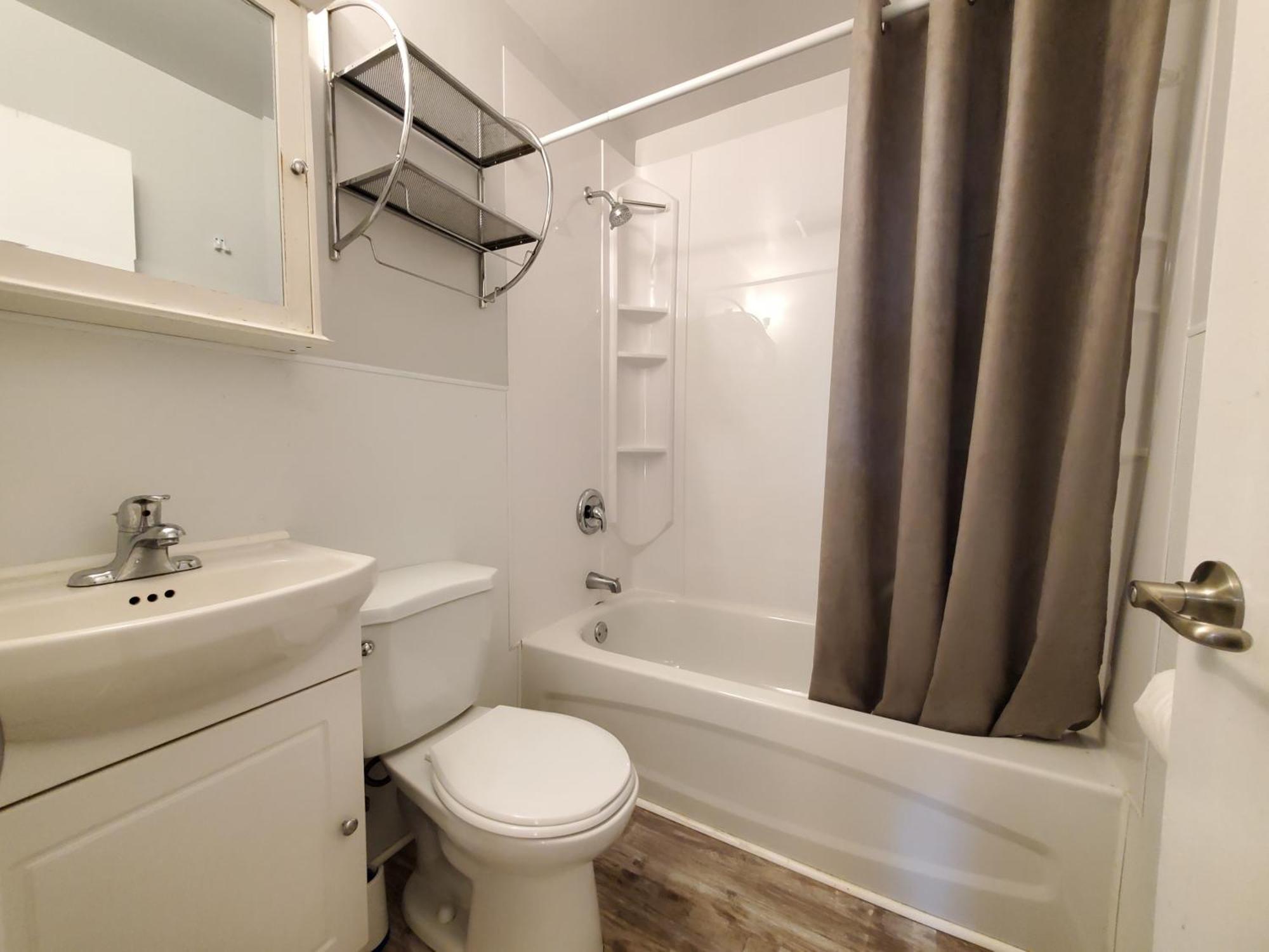 Modern Private 1Br Apt. W/Free Prkg + Fast Wi-Fi Су-Сент-Мари Экстерьер фото